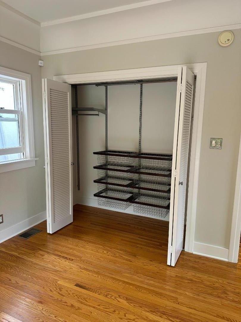 Detail Gallery Image 12 of 21 For 3860 Minerva Ave, Los Angeles,  CA 90066 - 3 Beds | 2 Baths