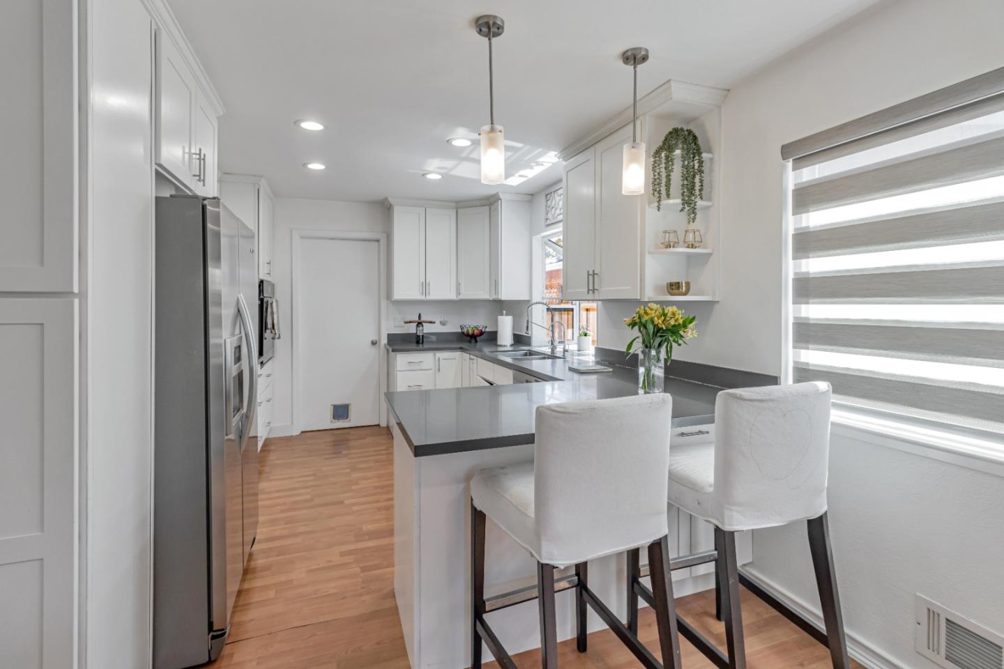 Detail Gallery Image 10 of 35 For 3363 Mira Vista Cir, San Jose,  CA 95132 - 4 Beds | 3 Baths