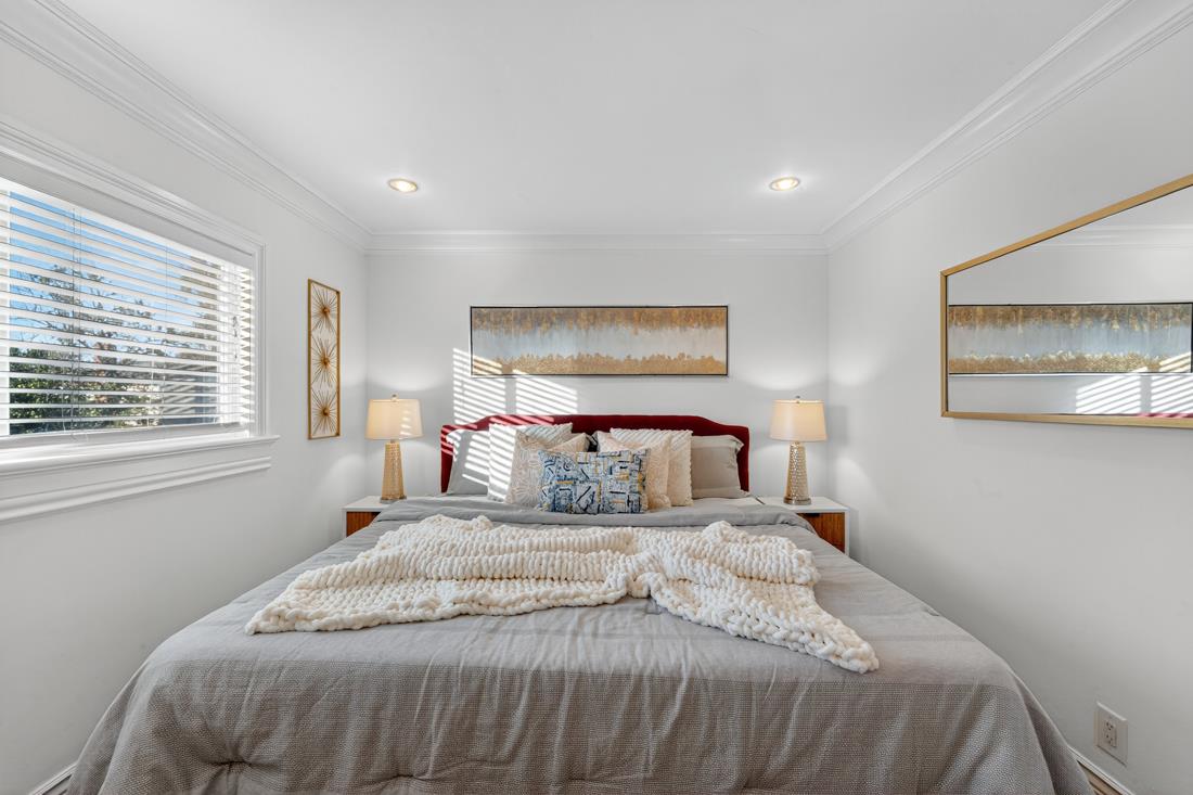 Detail Gallery Image 28 of 63 For 895 Greenwich Dr, Gilroy,  CA 95020 - 5 Beds | 3 Baths