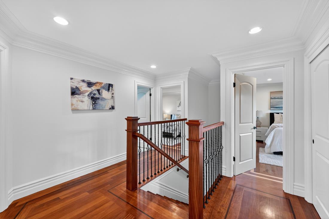 Detail Gallery Image 32 of 63 For 895 Greenwich Dr, Gilroy,  CA 95020 - 5 Beds | 3 Baths