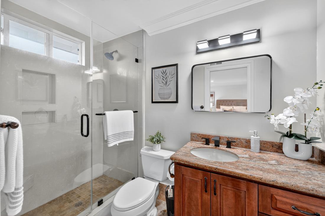 Detail Gallery Image 37 of 63 For 895 Greenwich Dr, Gilroy,  CA 95020 - 5 Beds | 3 Baths