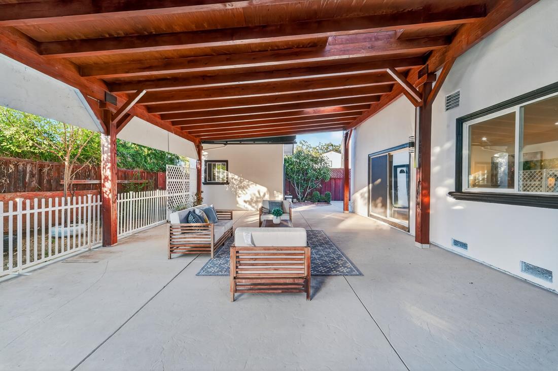 Detail Gallery Image 43 of 63 For 895 Greenwich Dr, Gilroy,  CA 95020 - 5 Beds | 3 Baths