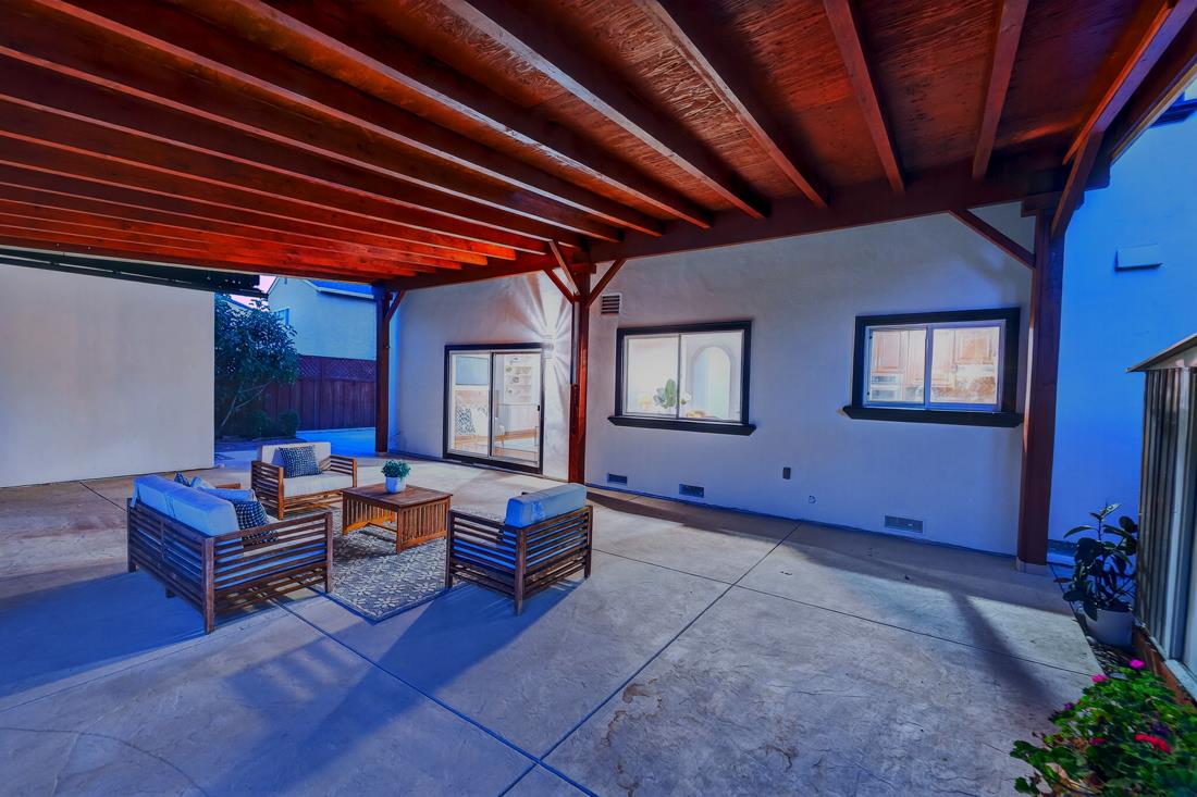Detail Gallery Image 50 of 63 For 895 Greenwich Dr, Gilroy,  CA 95020 - 5 Beds | 3 Baths