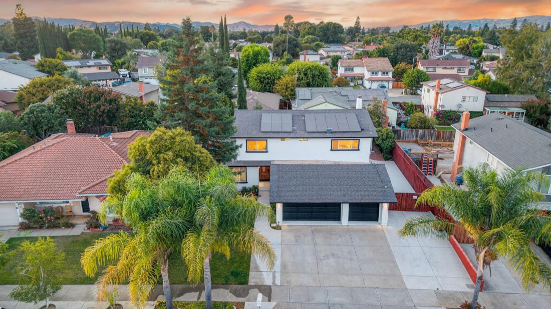 Detail Gallery Image 52 of 63 For 895 Greenwich Dr, Gilroy,  CA 95020 - 5 Beds | 3 Baths