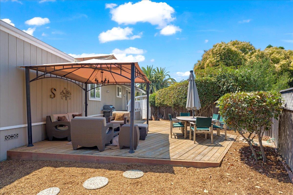 Detail Gallery Image 15 of 19 For 501 Moorpark Way #45,  Mountain View,  CA 94041 - 2 Beds | 2 Baths