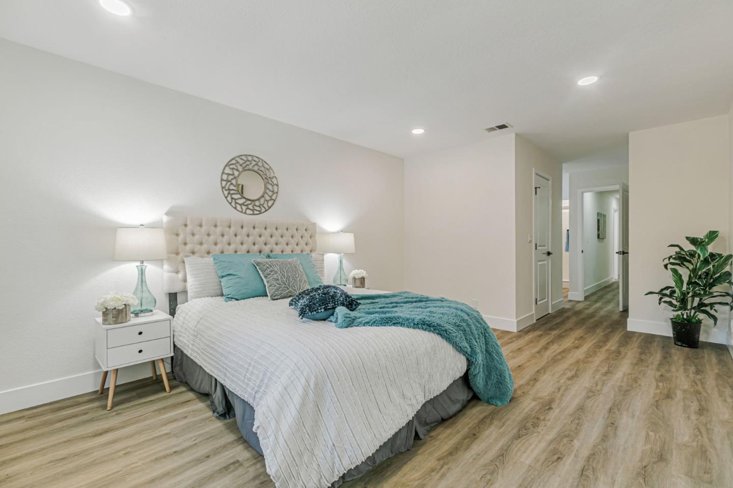 Detail Gallery Image 15 of 25 For 633 Easton Dr, San Jose,  CA 95133 - 3 Beds | 2 Baths