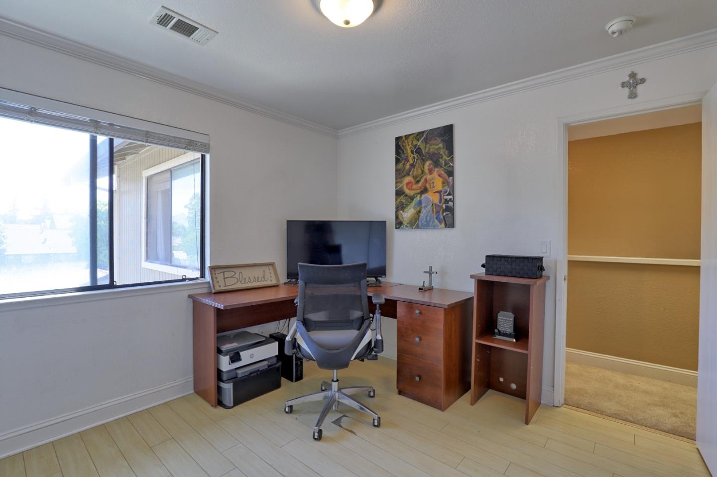 Detail Gallery Image 17 of 26 For 801 Nash Rd #I2,  Hollister,  CA 95023 - 3 Beds | 2/1 Baths