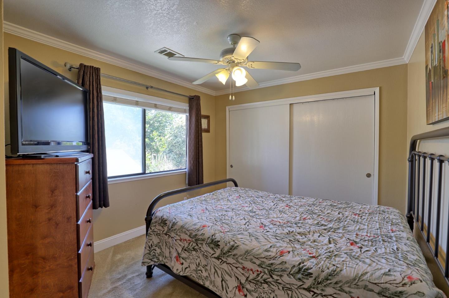 Detail Gallery Image 18 of 26 For 801 Nash Rd #I2,  Hollister,  CA 95023 - 3 Beds | 2/1 Baths