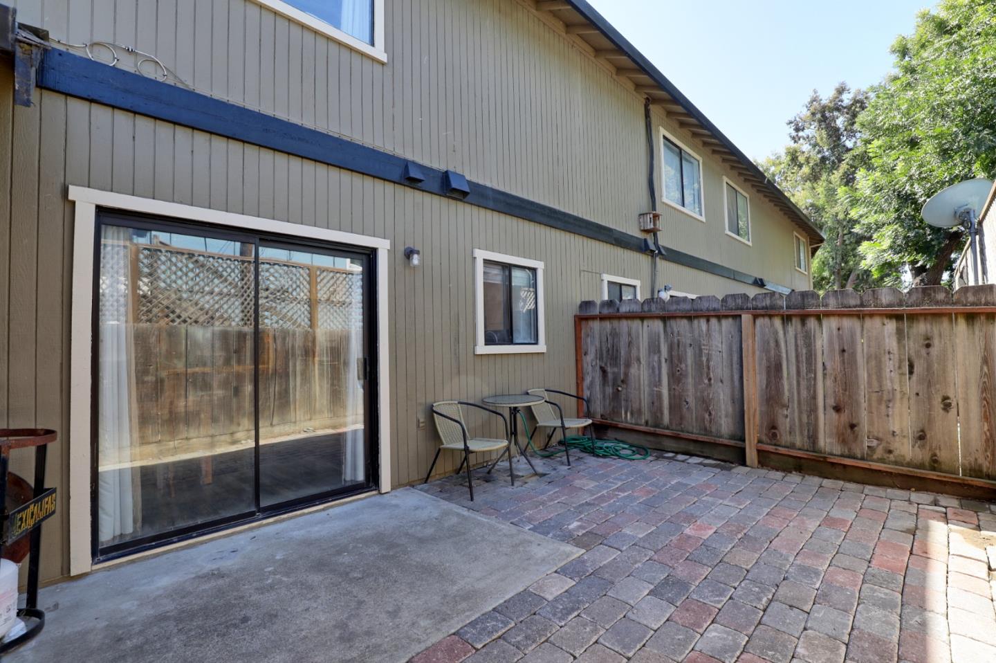 Detail Gallery Image 22 of 26 For 801 Nash Rd #I2,  Hollister,  CA 95023 - 3 Beds | 2/1 Baths
