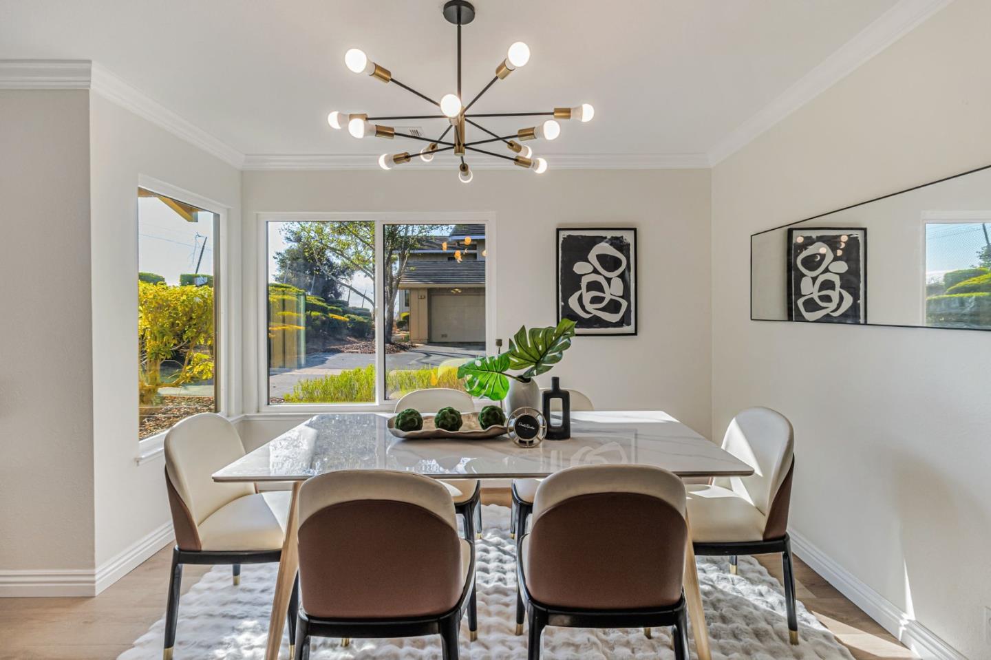 Detail Gallery Image 15 of 50 For 9 Lilly Ln, San Carlos,  CA 94070 - 3 Beds | 2/1 Baths