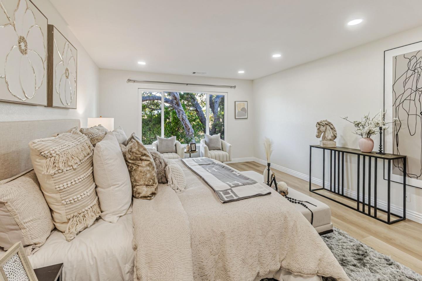 Detail Gallery Image 27 of 50 For 9 Lilly Ln, San Carlos,  CA 94070 - 3 Beds | 2/1 Baths