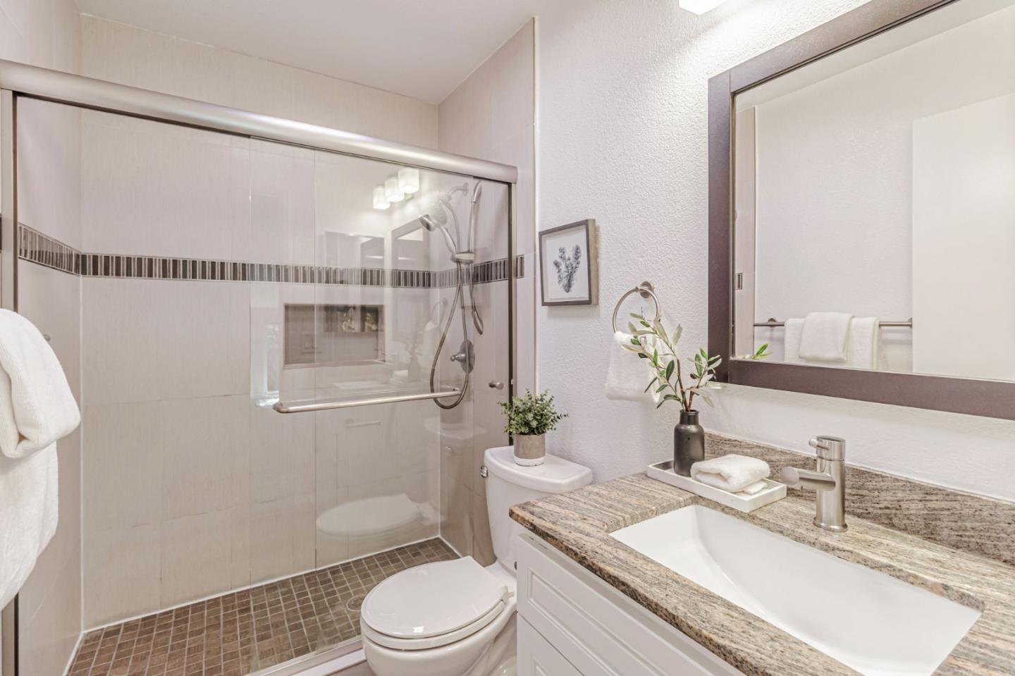 Detail Gallery Image 31 of 50 For 9 Lilly Ln, San Carlos,  CA 94070 - 3 Beds | 2/1 Baths