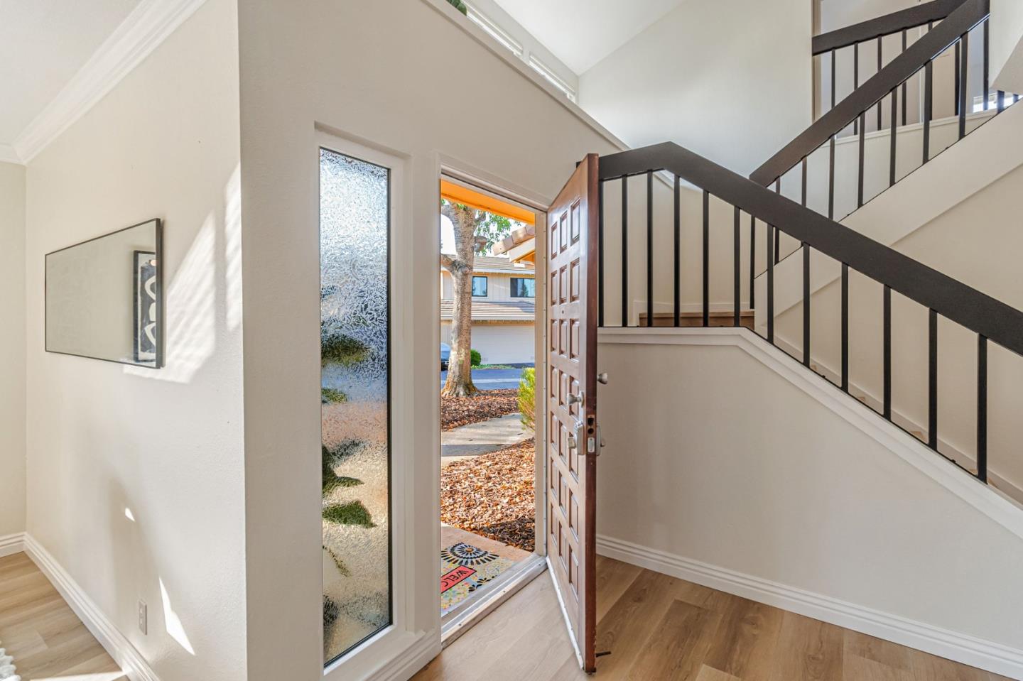 Detail Gallery Image 39 of 50 For 9 Lilly Ln, San Carlos,  CA 94070 - 3 Beds | 2/1 Baths