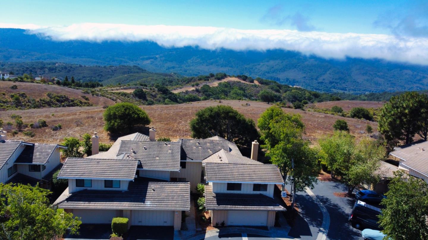 Detail Gallery Image 49 of 50 For 9 Lilly Ln, San Carlos,  CA 94070 - 3 Beds | 2/1 Baths