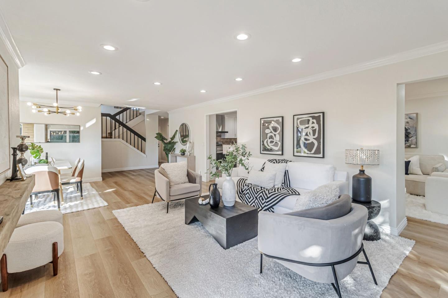 Detail Gallery Image 7 of 50 For 9 Lilly Ln, San Carlos,  CA 94070 - 3 Beds | 2/1 Baths