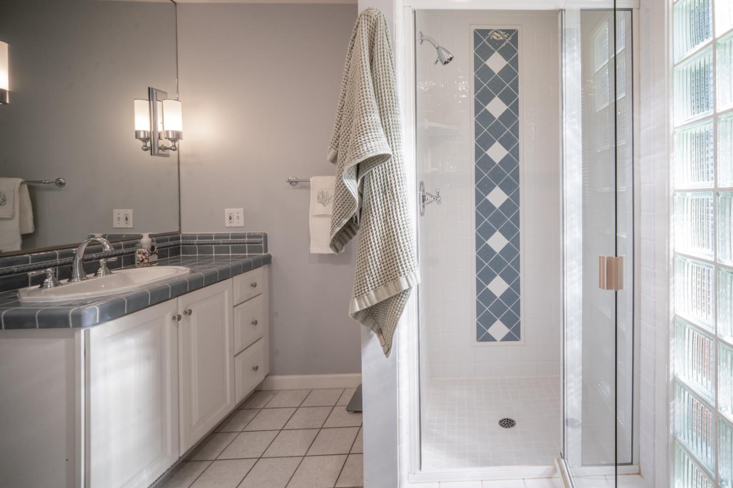 Detail Gallery Image 16 of 30 For 196 Laurel Dr, Carmel Valley,  CA 93924 - 4 Beds | 3/1 Baths
