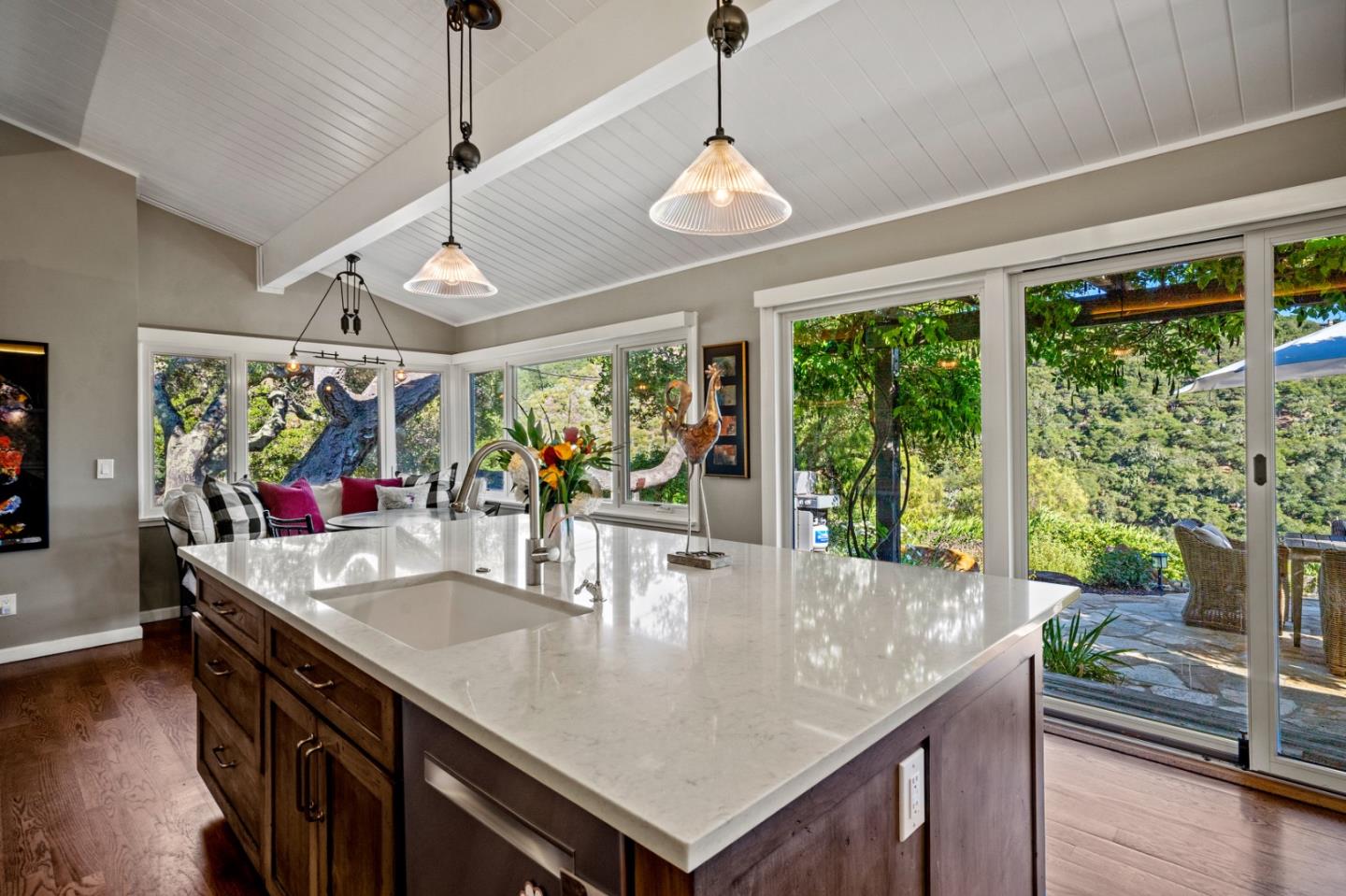 Detail Gallery Image 3 of 30 For 196 Laurel Dr, Carmel Valley,  CA 93924 - 4 Beds | 3/1 Baths
