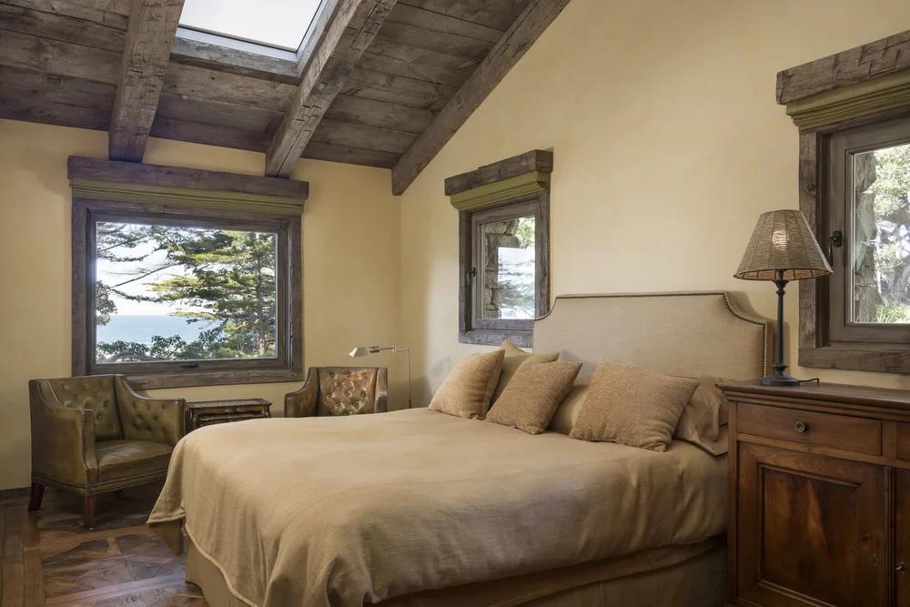 Detail Gallery Image 15 of 101 For 157, 163 Spindrift Rd, Carmel,  CA 93923 - 13 Beds | 13/4 Baths