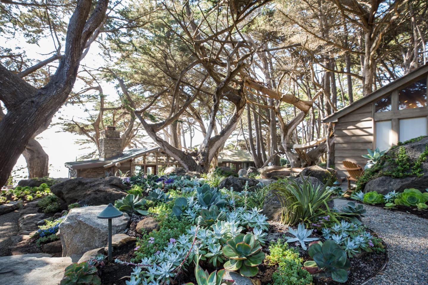 Detail Gallery Image 23 of 101 For 157, 163 Spindrift Rd, Carmel,  CA 93923 - 13 Beds | 13/4 Baths