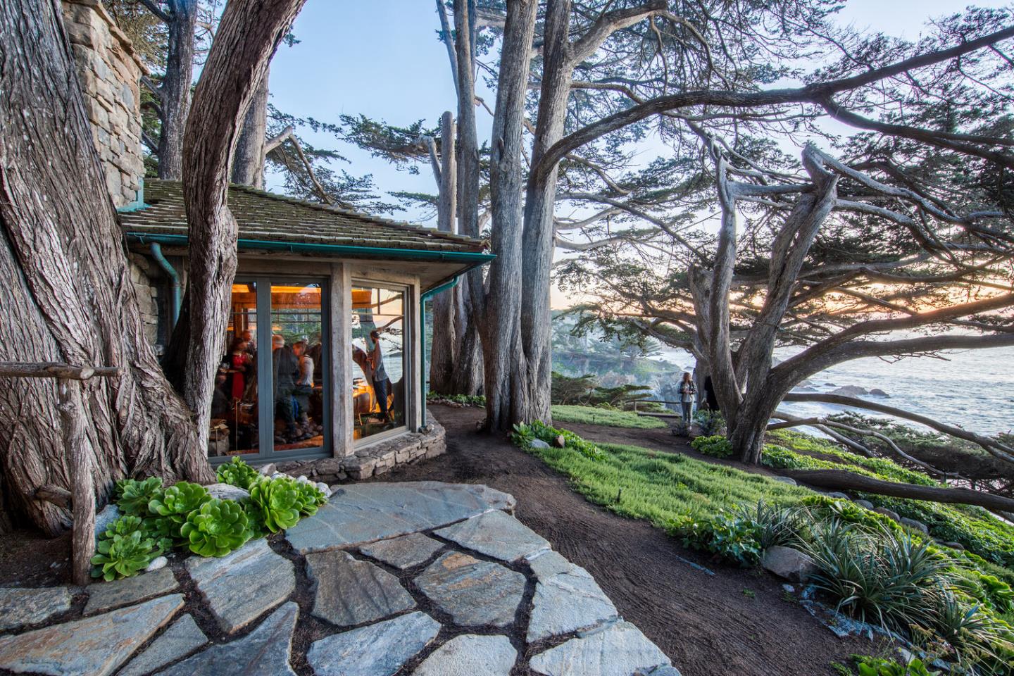 Detail Gallery Image 38 of 101 For 157, 163 Spindrift Rd, Carmel,  CA 93923 - 13 Beds | 13/4 Baths