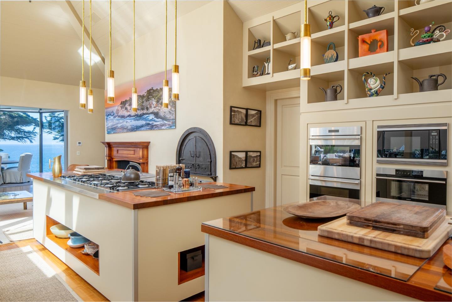 Detail Gallery Image 49 of 101 For 157, 163 Spindrift Rd, Carmel,  CA 93923 - 13 Beds | 13/4 Baths
