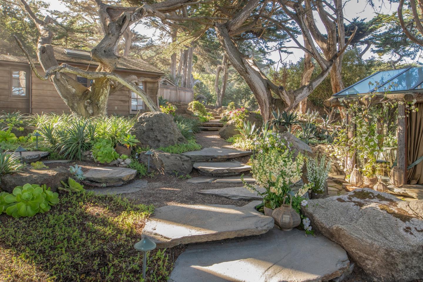Detail Gallery Image 87 of 101 For 157, 163 Spindrift Rd, Carmel,  CA 93923 - 13 Beds | 13/4 Baths