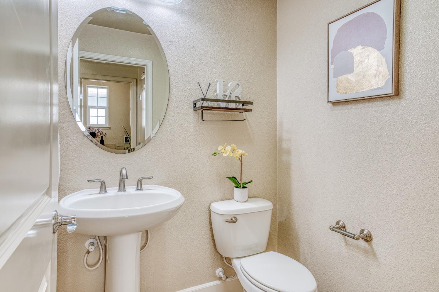 Detail Gallery Image 19 of 55 For 1773 Hillebrant Pl, Santa Clara,  CA 95050 - 3 Beds | 3/1 Baths