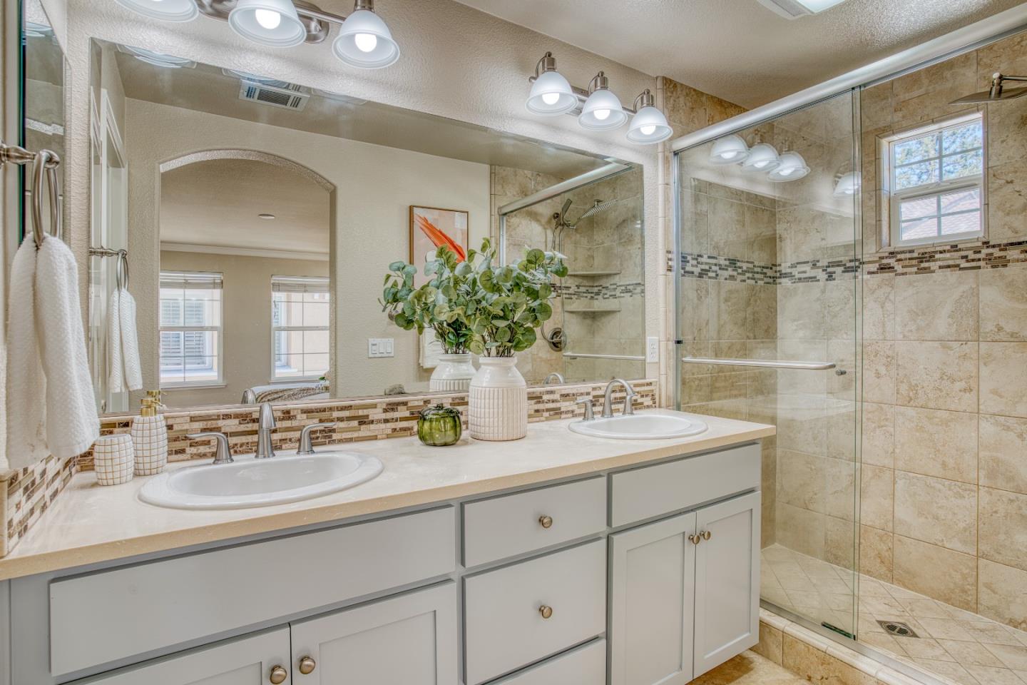 Detail Gallery Image 31 of 55 For 1773 Hillebrant Pl, Santa Clara,  CA 95050 - 3 Beds | 3/1 Baths