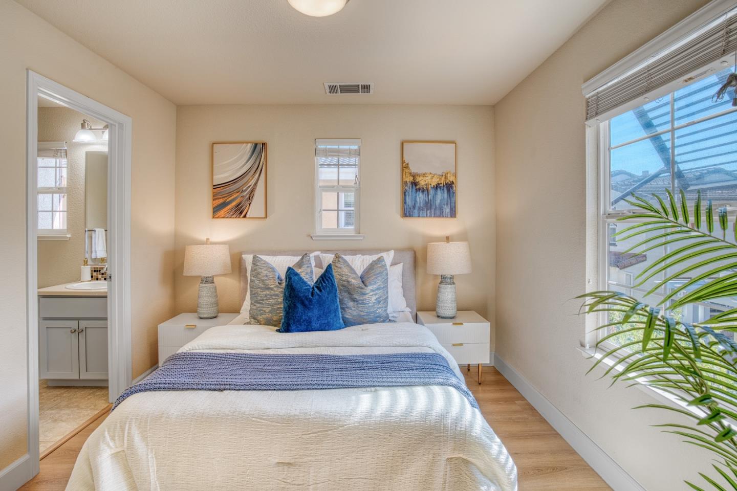 Detail Gallery Image 34 of 55 For 1773 Hillebrant Pl, Santa Clara,  CA 95050 - 3 Beds | 3/1 Baths