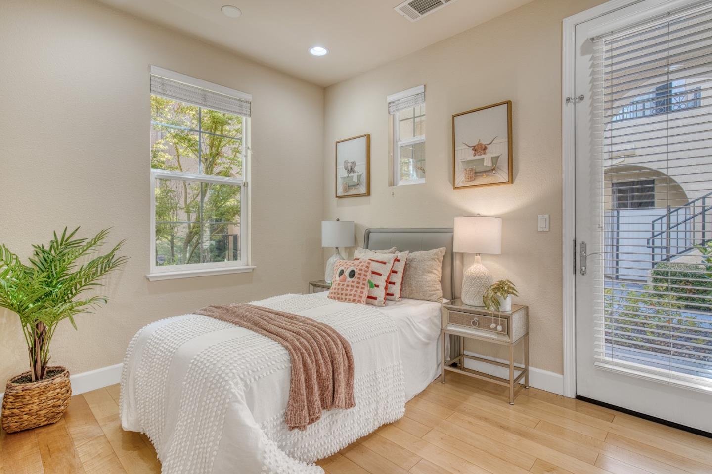Detail Gallery Image 37 of 55 For 1773 Hillebrant Pl, Santa Clara,  CA 95050 - 3 Beds | 3/1 Baths