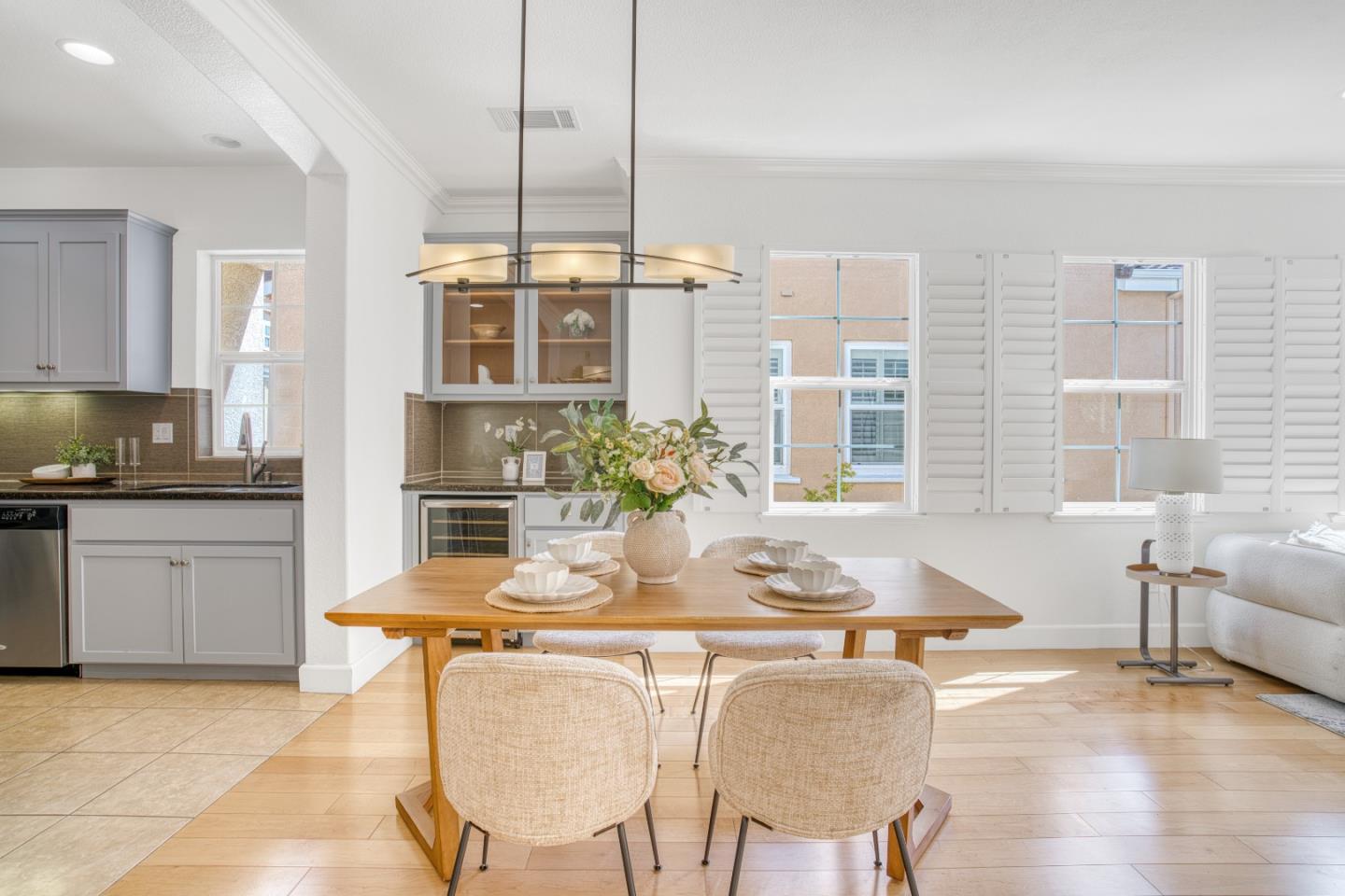 Detail Gallery Image 9 of 55 For 1773 Hillebrant Pl, Santa Clara,  CA 95050 - 3 Beds | 3/1 Baths