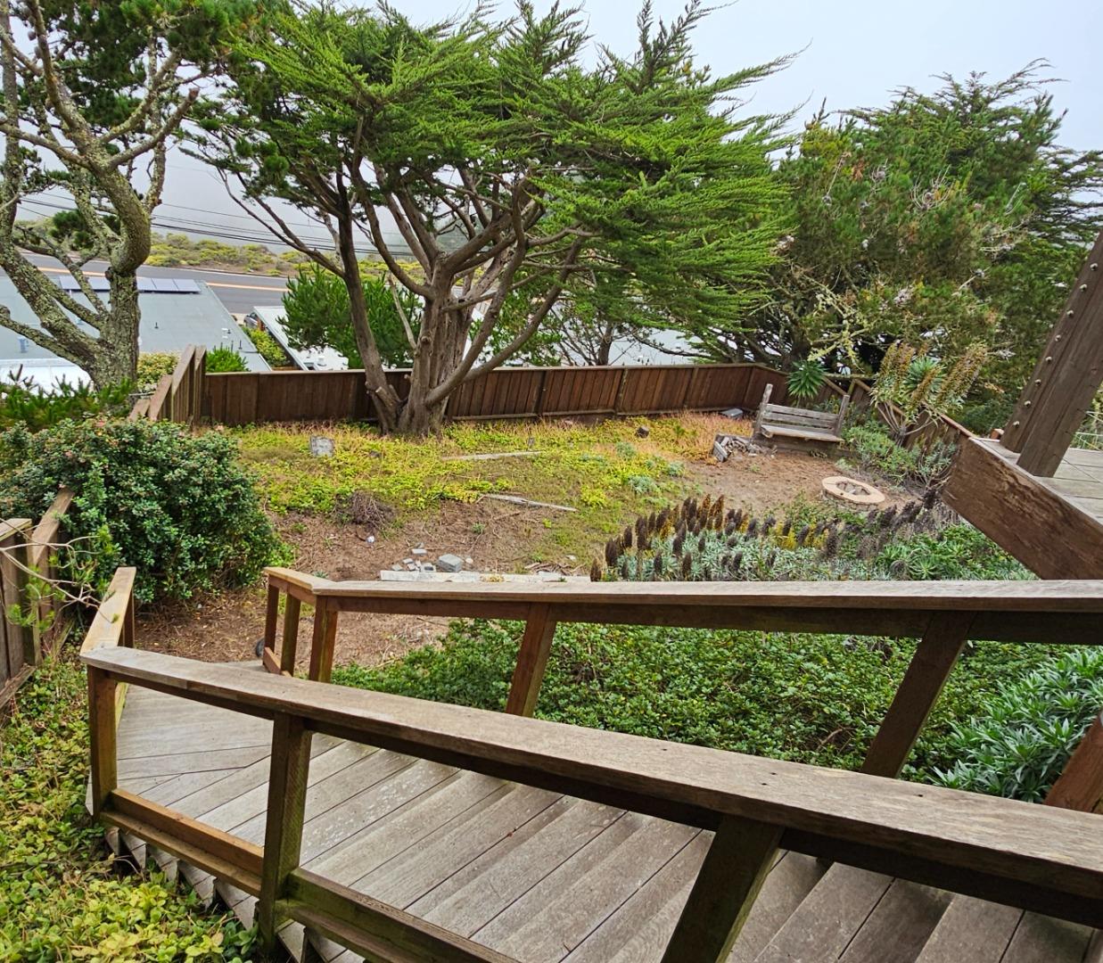 Detail Gallery Image 30 of 38 For 552 Heathcliff Dr, Pacifica,  CA 94044 - 3 Beds | 1 Baths