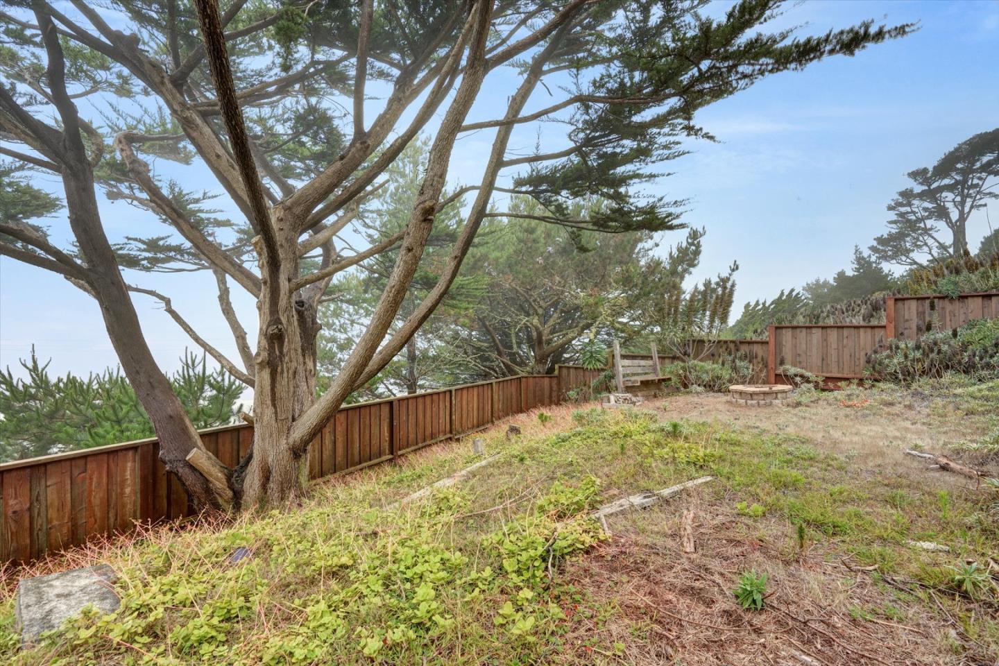 Detail Gallery Image 31 of 38 For 552 Heathcliff Dr, Pacifica,  CA 94044 - 3 Beds | 1 Baths