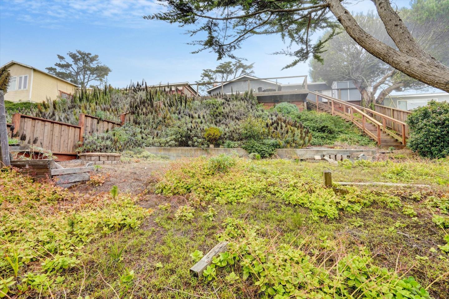 Detail Gallery Image 32 of 38 For 552 Heathcliff Dr, Pacifica,  CA 94044 - 3 Beds | 1 Baths