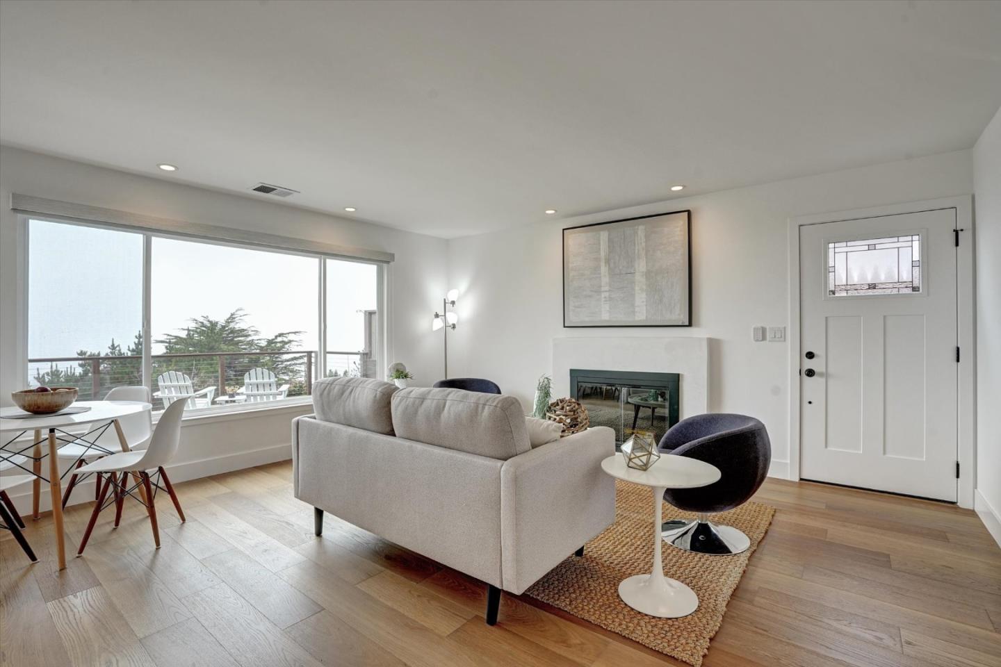 Detail Gallery Image 8 of 38 For 552 Heathcliff Dr, Pacifica,  CA 94044 - 3 Beds | 1 Baths