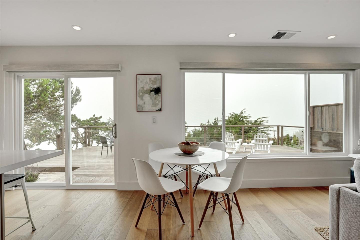 Detail Gallery Image 9 of 38 For 552 Heathcliff Dr, Pacifica,  CA 94044 - 3 Beds | 1 Baths