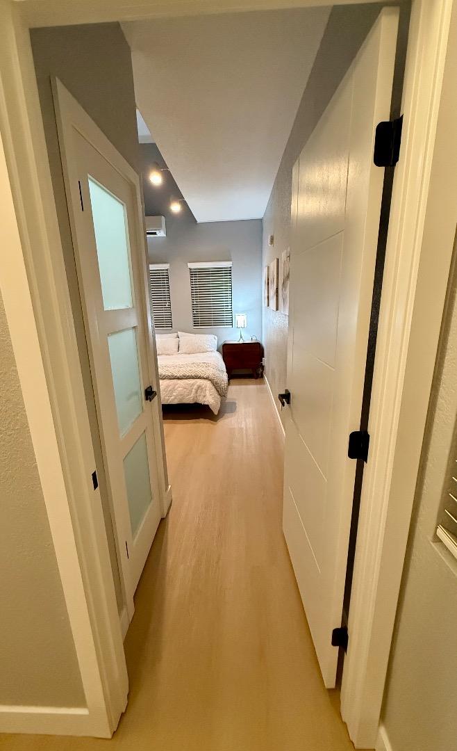 Detail Gallery Image 13 of 28 For 421 Sierra Vista Ave #7,  Mountain View,  CA 94043 - 3 Beds | 2/1 Baths