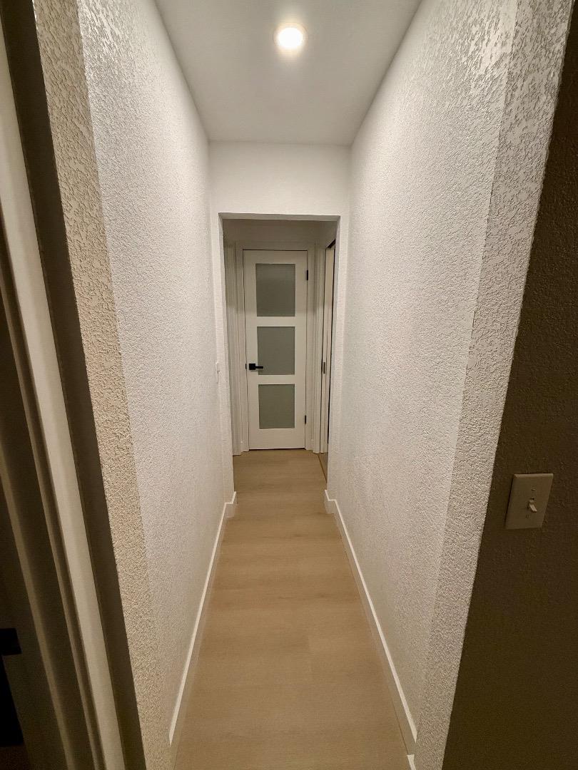 Detail Gallery Image 21 of 28 For 421 Sierra Vista Ave #7,  Mountain View,  CA 94043 - 3 Beds | 2/1 Baths