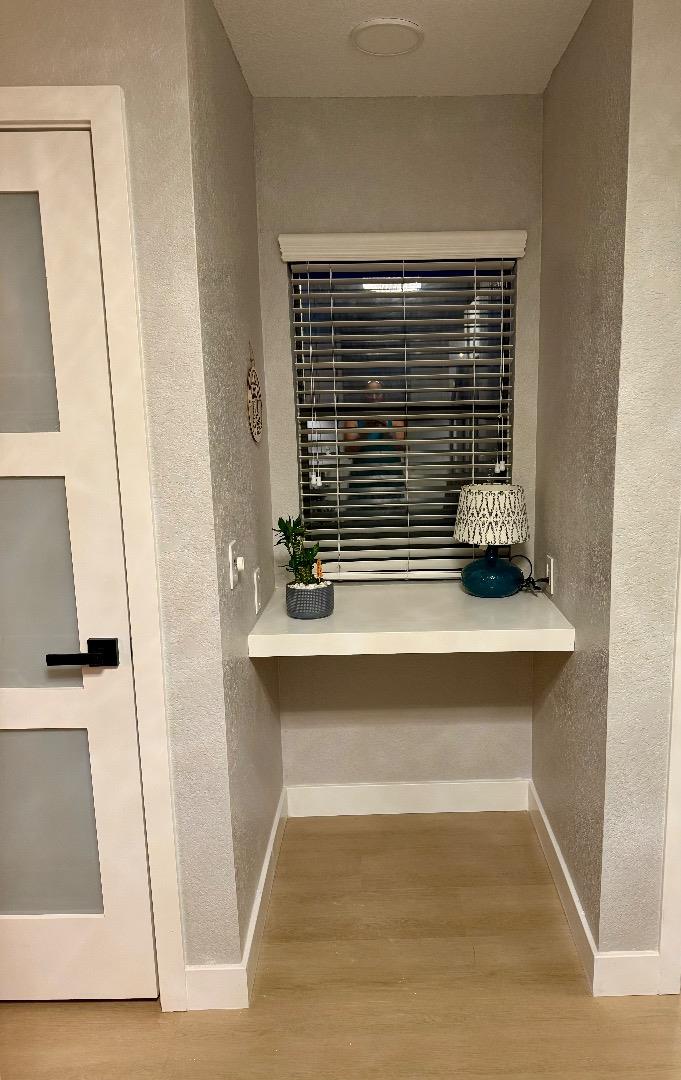 Detail Gallery Image 3 of 28 For 421 Sierra Vista Ave #7,  Mountain View,  CA 94043 - 3 Beds | 2/1 Baths