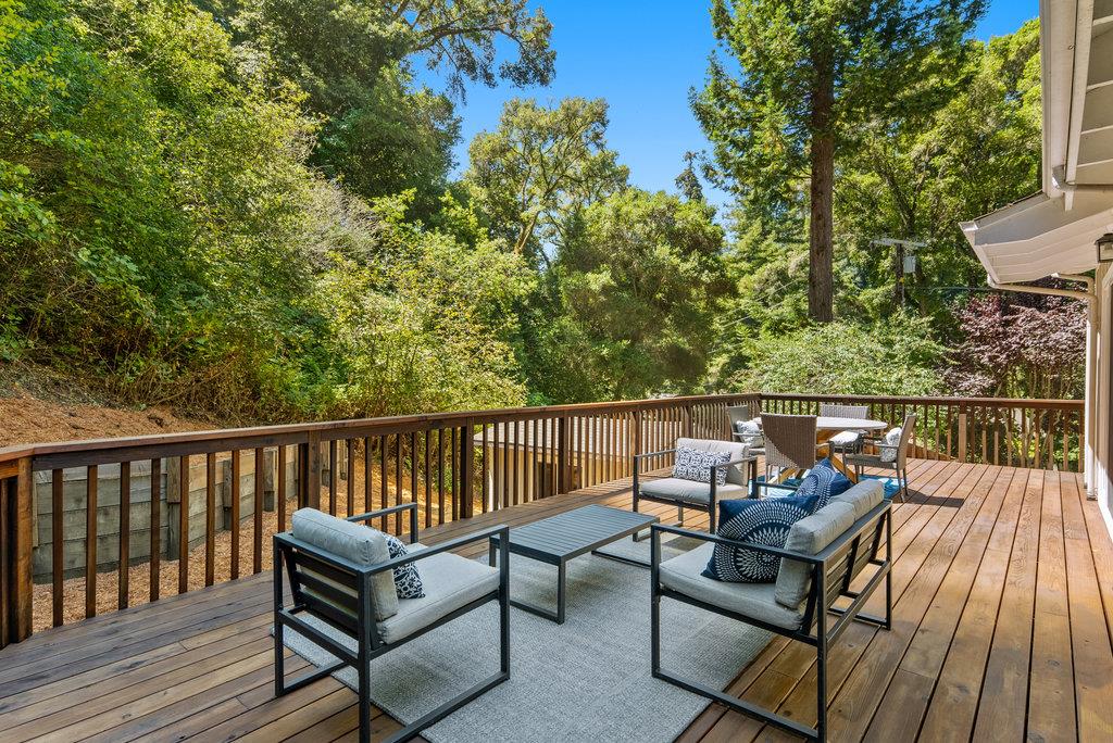 Detail Gallery Image 23 of 38 For 794 Cathedral Dr, Aptos,  CA 95003 - 2 Beds | 3 Baths