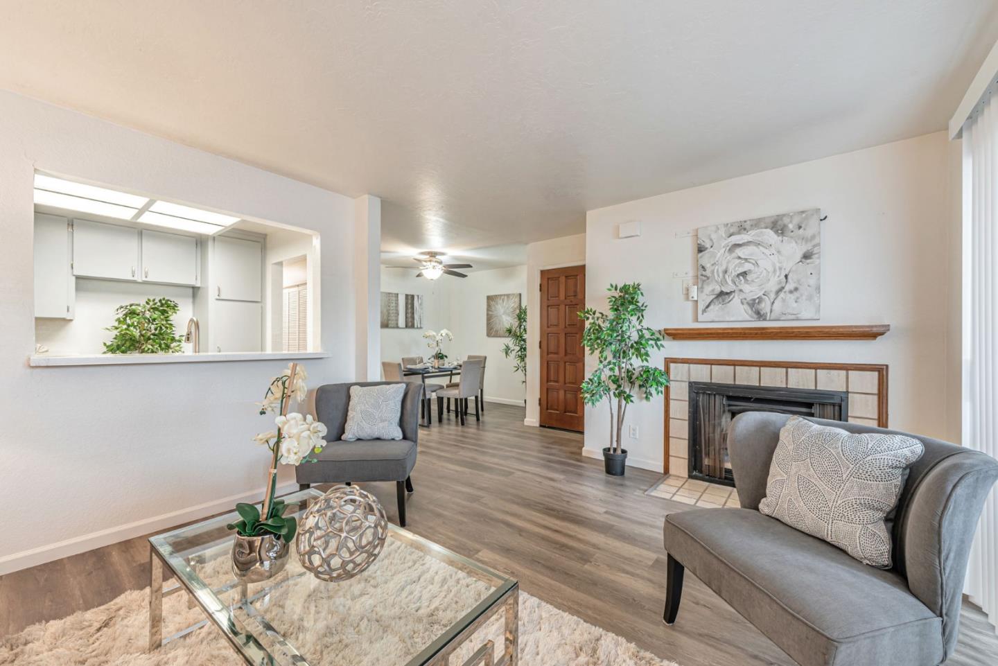 Detail Gallery Image 10 of 37 For 1427 Alma Loop, San Jose,  CA 95125 - 2 Beds | 2 Baths