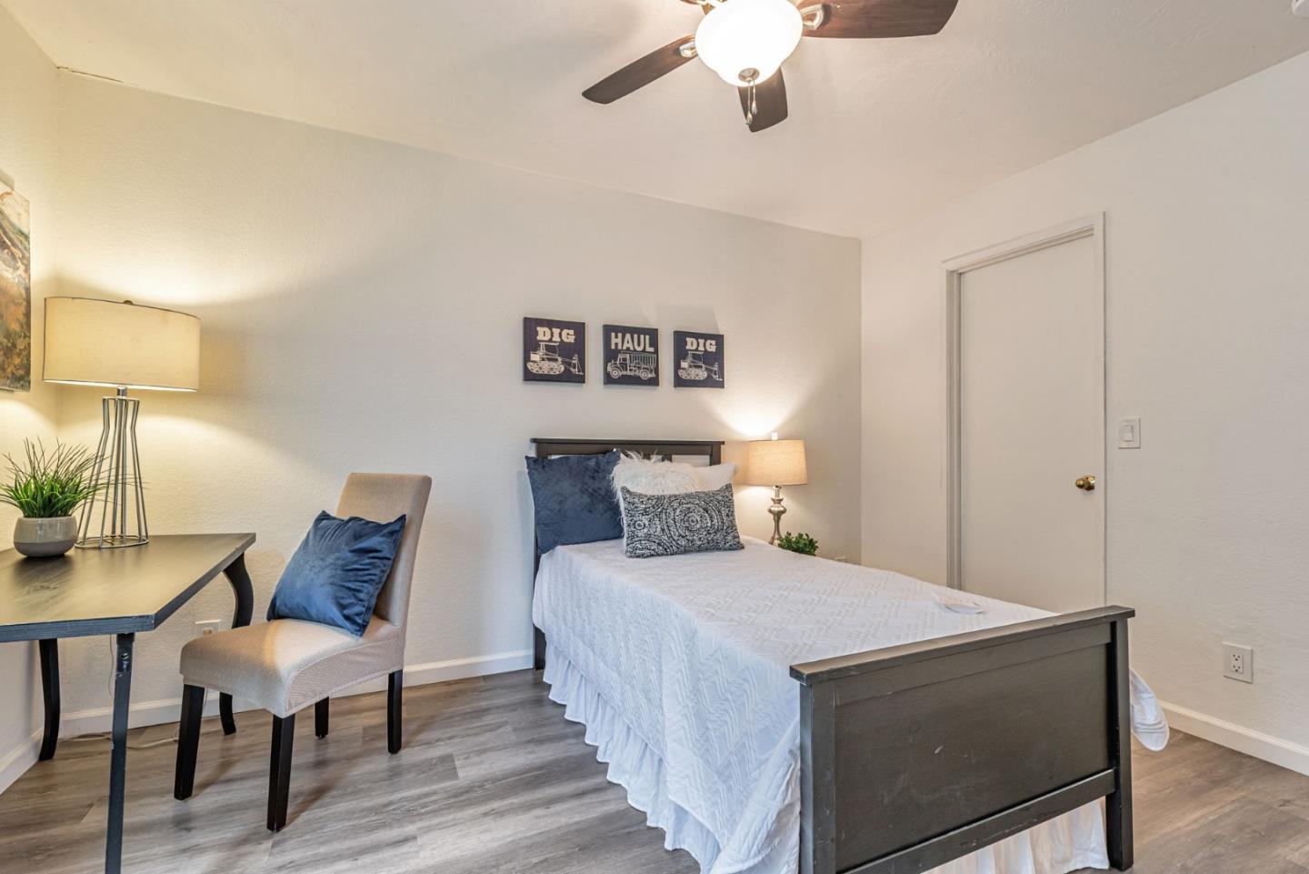 Detail Gallery Image 23 of 37 For 1427 Alma Loop, San Jose,  CA 95125 - 2 Beds | 2 Baths