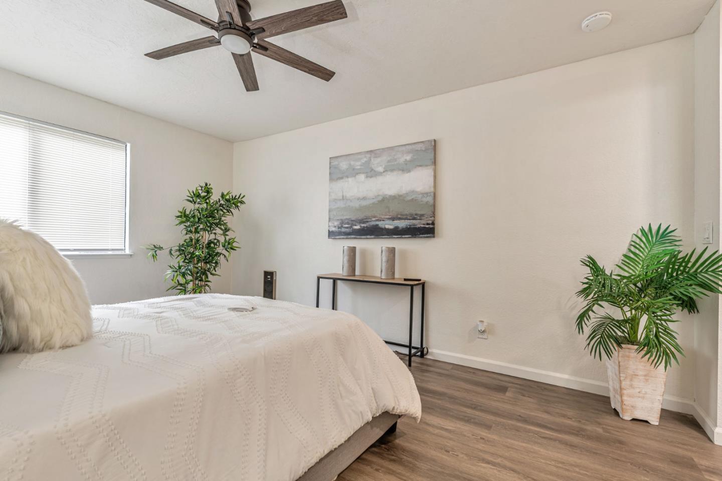 Detail Gallery Image 27 of 37 For 1427 Alma Loop, San Jose,  CA 95125 - 2 Beds | 2 Baths