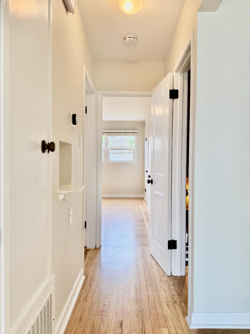 Detail Gallery Image 15 of 27 For 31 Crestview Ave, Daly City,  CA 94015 - 3 Beds | 2 Baths