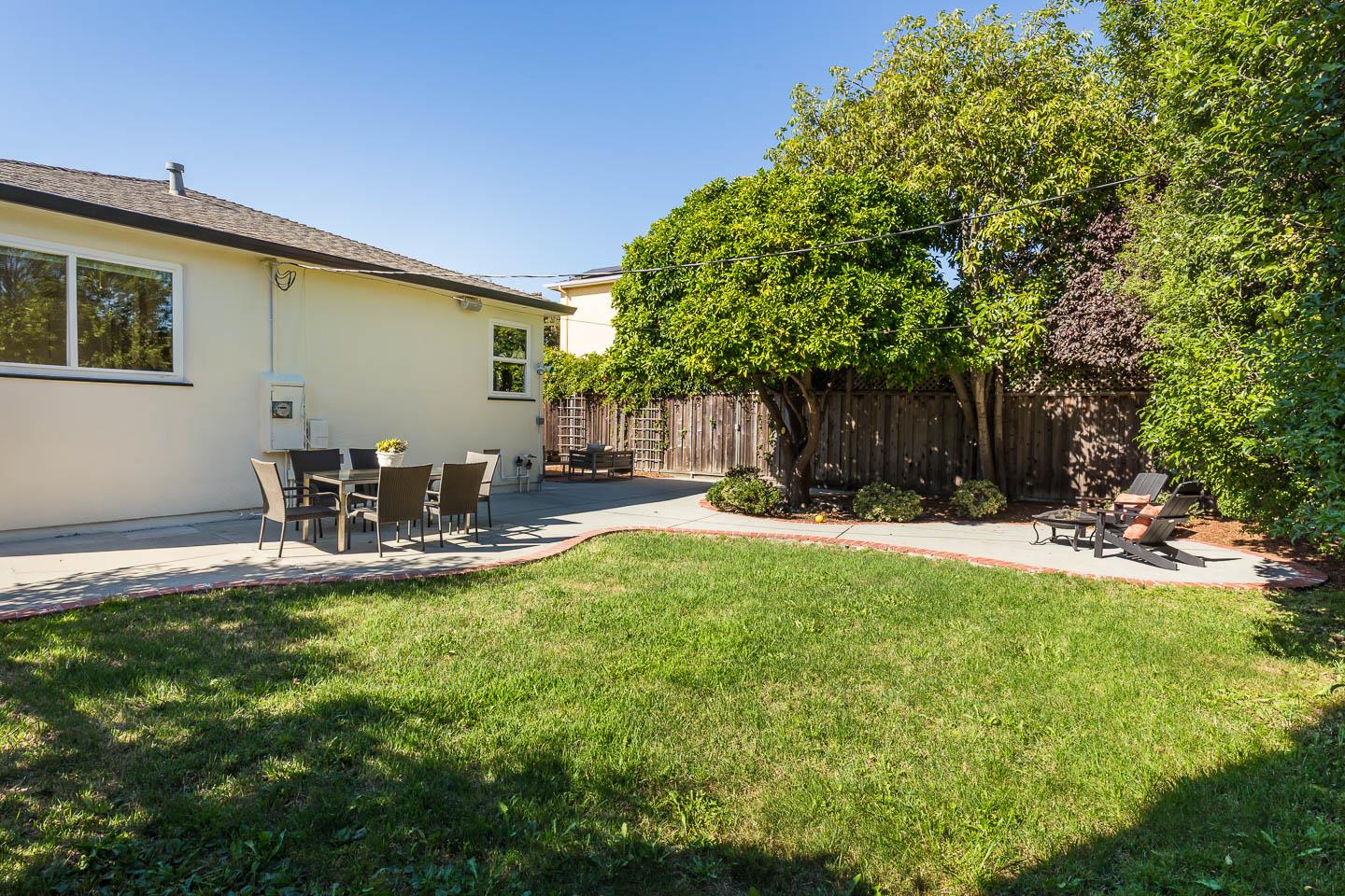 Detail Gallery Image 11 of 12 For 316 Del Rosa Way, San Mateo,  CA 94403 - 2 Beds | 1 Baths