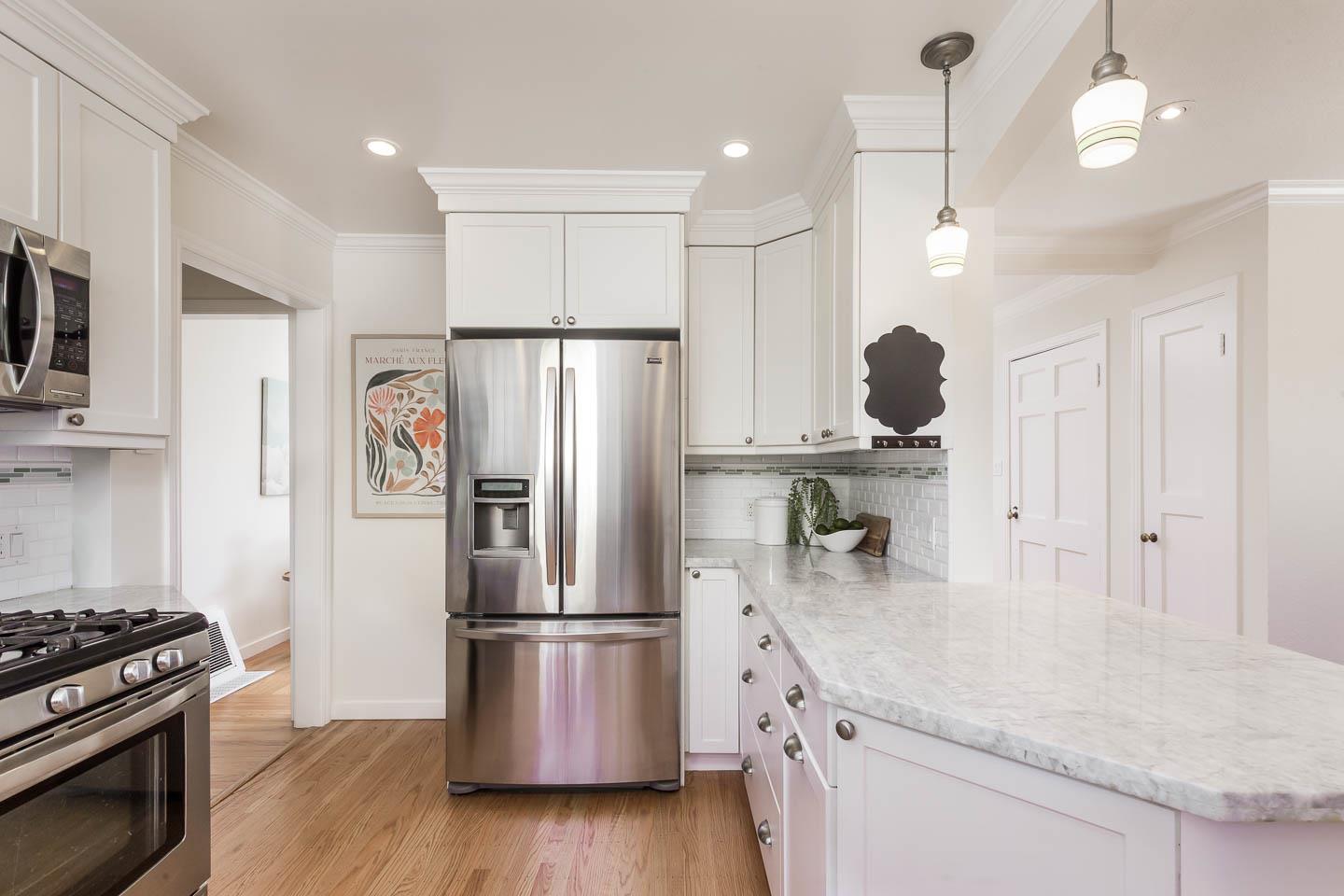 Detail Gallery Image 5 of 12 For 316 Del Rosa Way, San Mateo,  CA 94403 - 2 Beds | 1 Baths