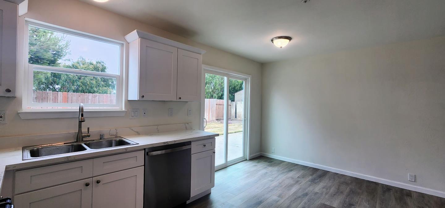 Detail Gallery Image 9 of 21 For 25910 Roosevelt St, Chualar,  CA 93925 - 4 Beds | 2 Baths