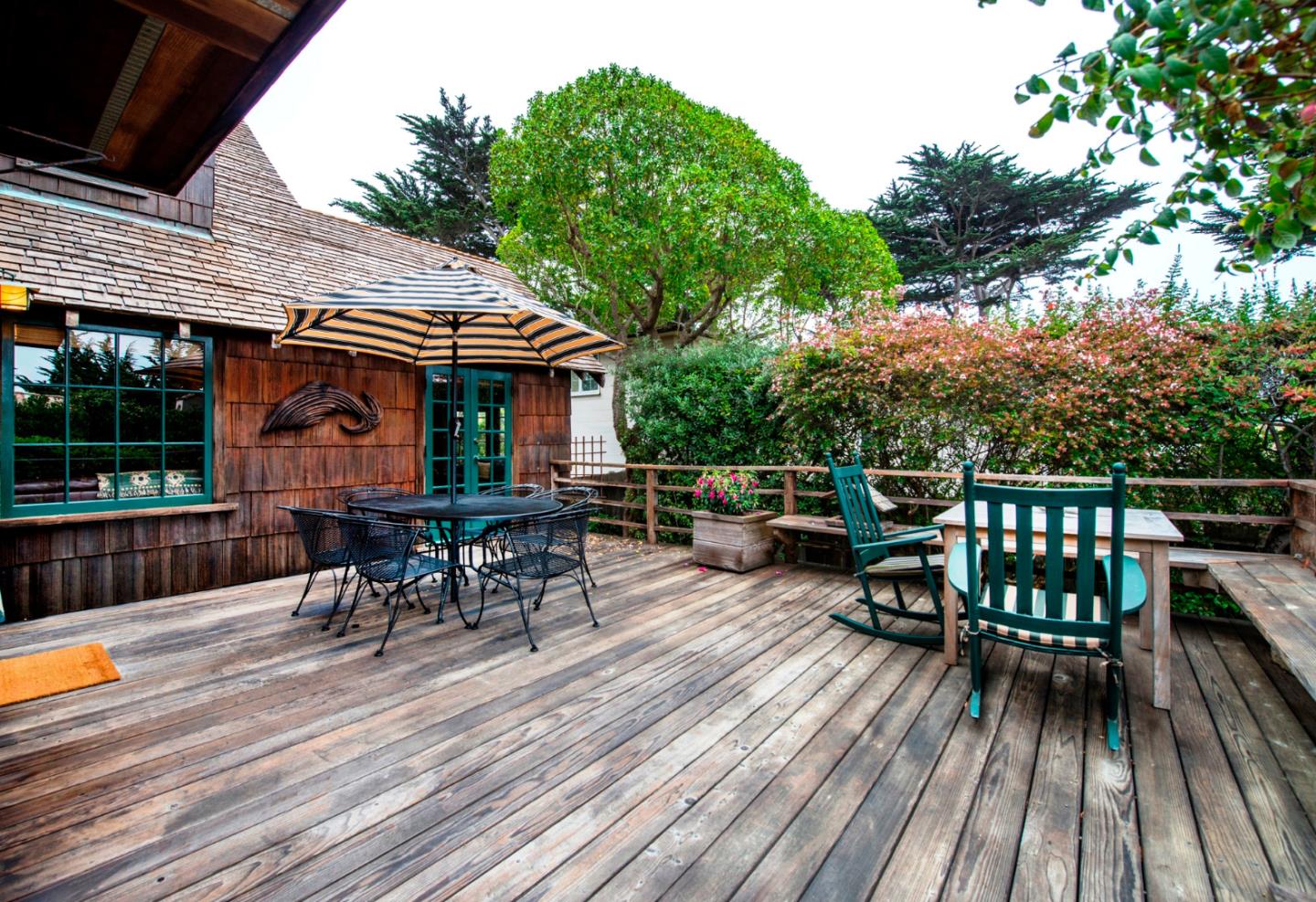Detail Gallery Image 15 of 15 For 2381 San Antonio Ave, Carmel,  CA 93923 - 3 Beds | 2/1 Baths