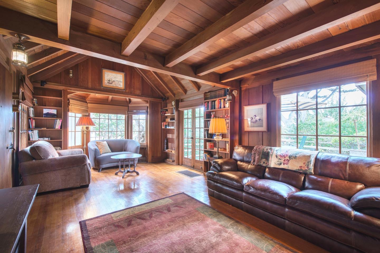 Detail Gallery Image 5 of 15 For 2381 San Antonio Ave, Carmel,  CA 93923 - 3 Beds | 2/1 Baths