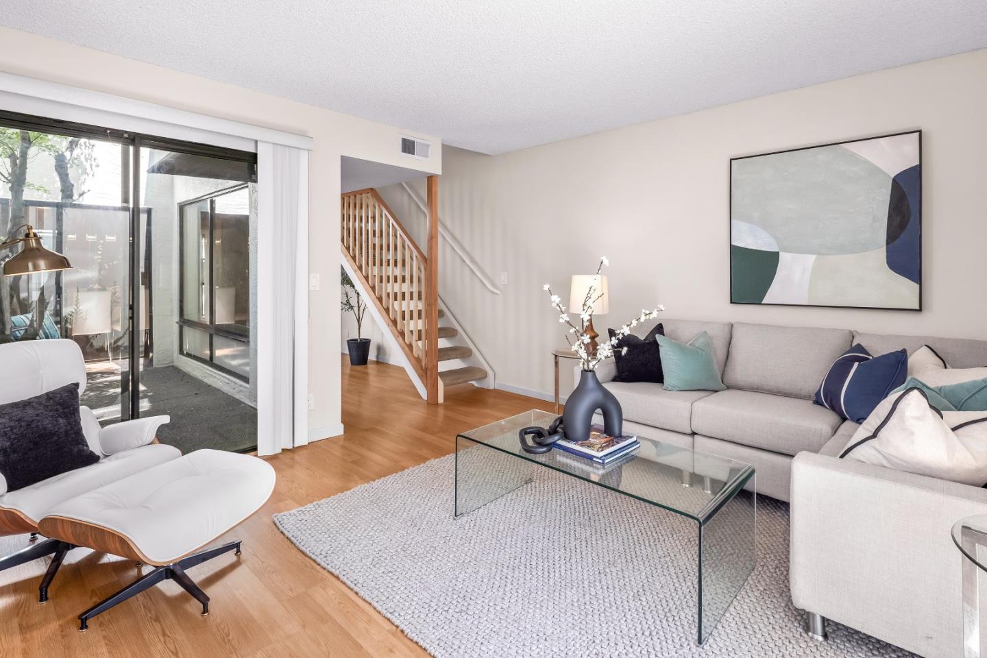 Detail Gallery Image 4 of 16 For 2001 Alameda De Las Pulgas #174,  San Mateo,  CA 94403 - 3 Beds | 2 Baths